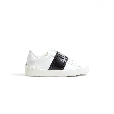 VALENTINO ROCKSTUD UNTITLED SNEAKER IN CALFSKIN LEATHER WITH TONAL STUDS 7W2S0A01LTU_A01